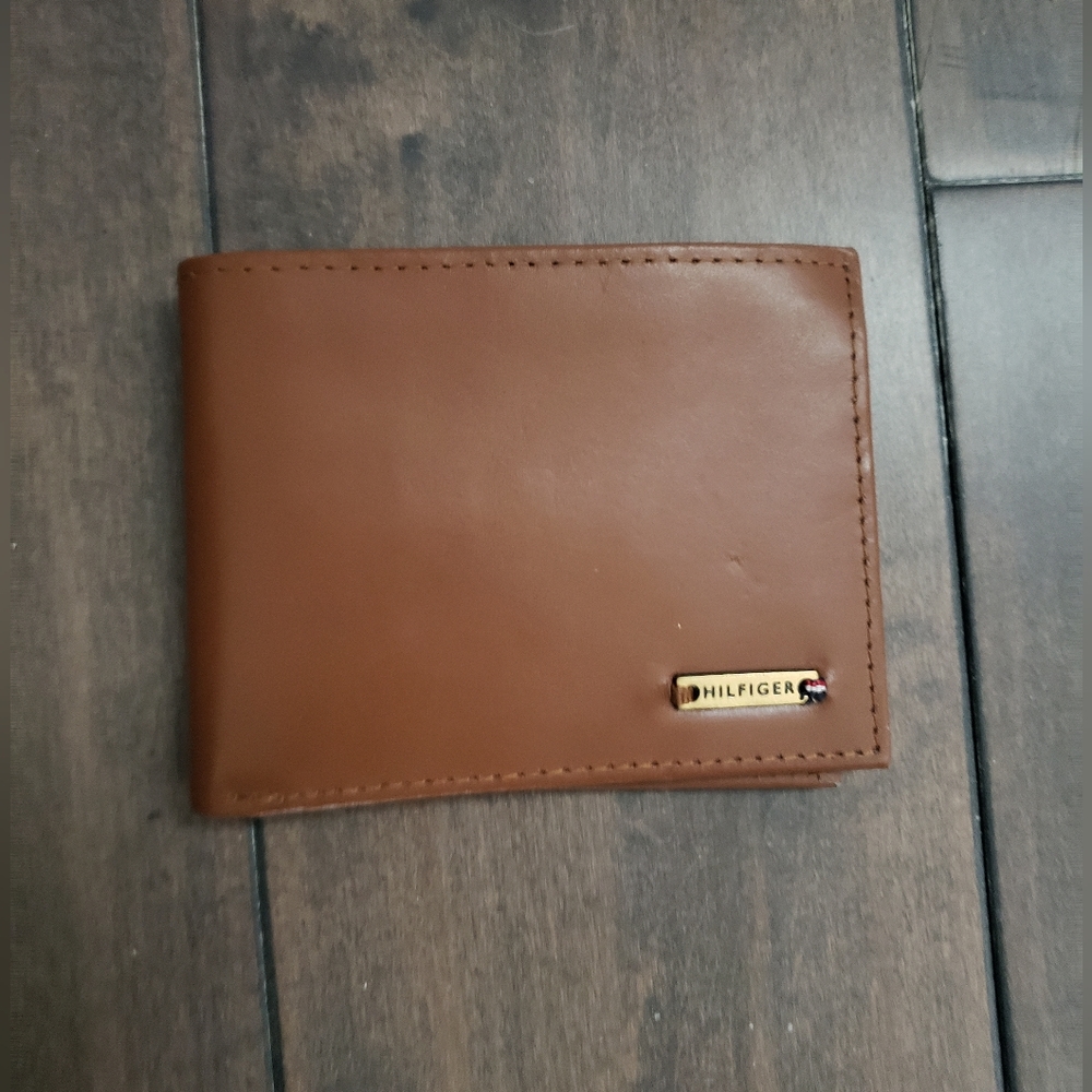 Tommy Hilfiger Wallet